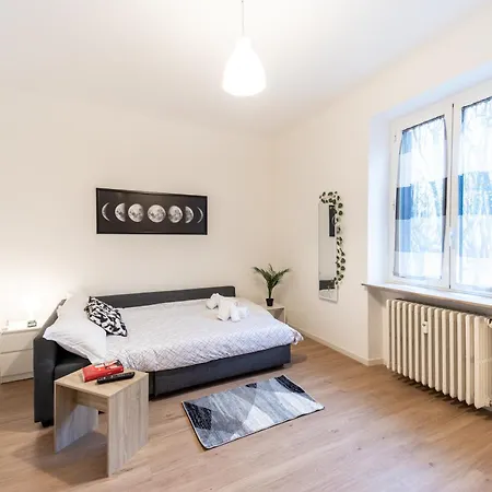 Studio's Nest - Close To Metro And Linate Airport Apartamento *